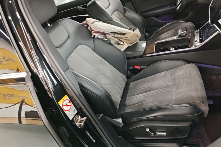 Used Audi A6L 2023 Revised 40 TFSI Luxury Dynamic Edition Right Front Seat