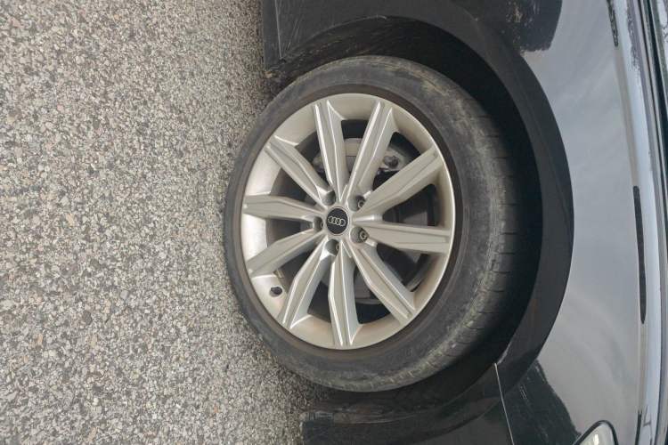 Used Audi A6L 2023 Revised 45 TFSI Prestige Dynamic Edition Right Front Wheel Hub