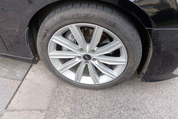 Used Audi A6L 2023 45 TFSI Prestige Dynamic Edition Right Front Wheel Hub