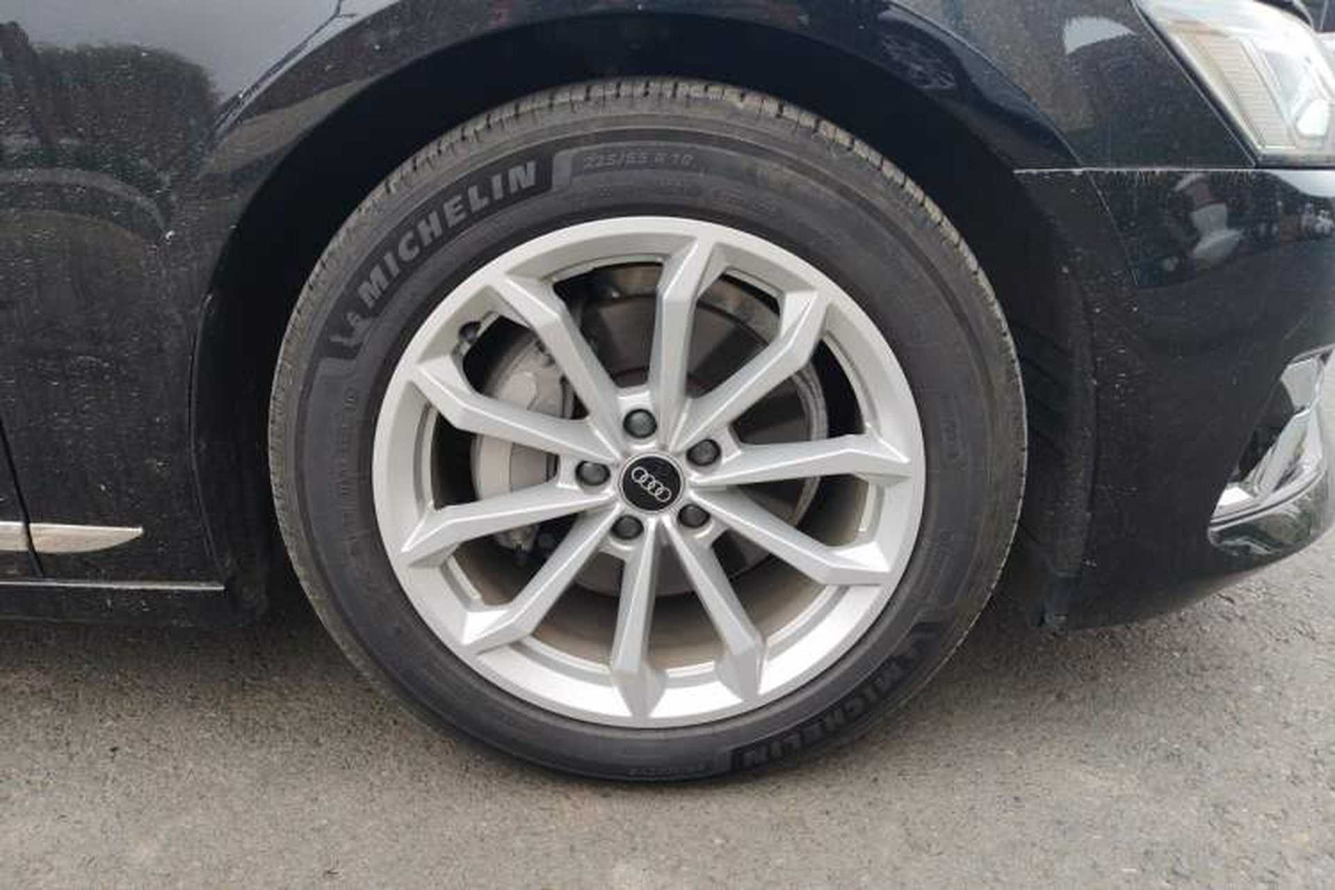 Used Audi A6L 2023 Revised 40 TFSI Luxury Dynamic Edition Right Front Wheel Hub