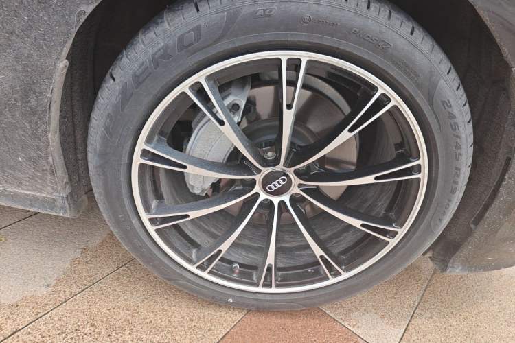 Used Audi A6L 2023 45 TFSI Prestige Dynamic Edition Right Front Wheel Hub