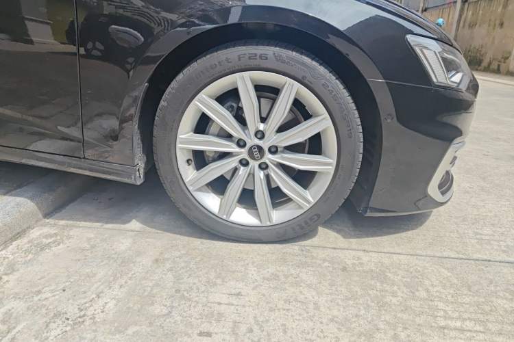 Used Audi A6L 2023 45 TFSI Prestige Dynamic Edition Right Front Wheel Hub