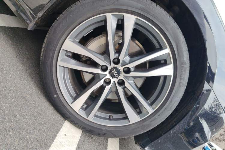 Used Audi A6L 2023 40 TFSI Luxury Dynamic Model Right Front Wheel Hub