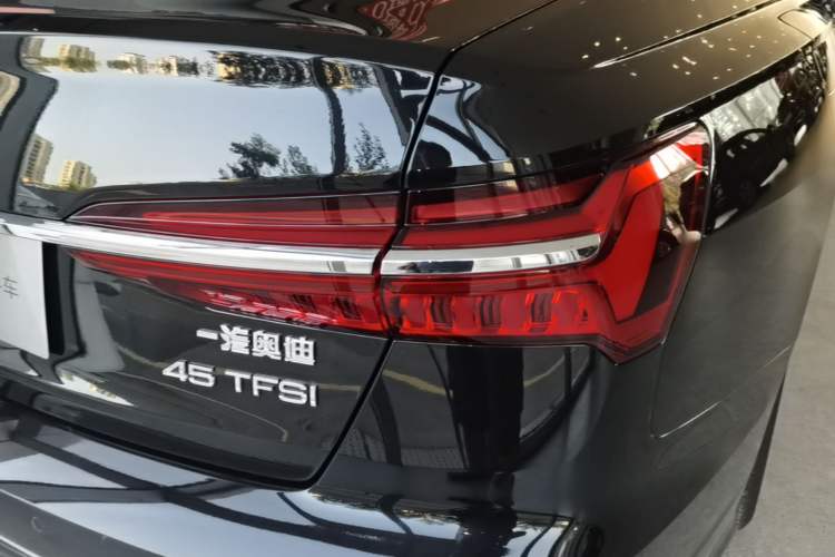 Used Audi A6L 2023 45 TFSI Prestige Dynamic Edition Right Rear Taillight