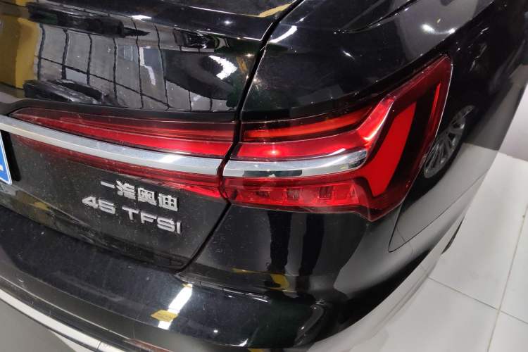 Used Audi A6L 2023 45 TFSI Prestige Dynamic Edition Right Rear Taillight
