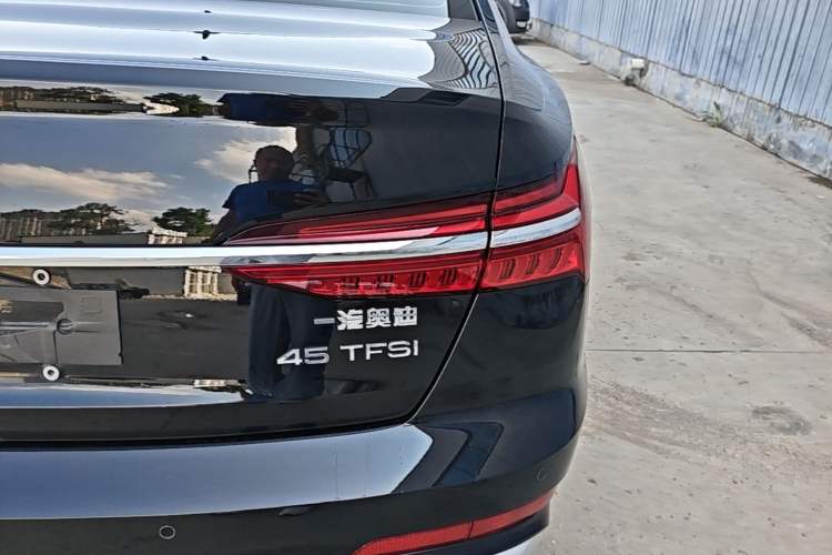 Used Audi A6L 2023 45 TFSI Prestige Dynamic Edition Right Rear Taillight