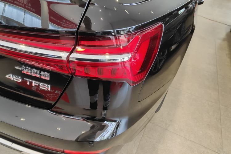 Used Audi A6L 2023 Revised 45 TFSI Prestige Dynamic Edition Right Rear Taillight