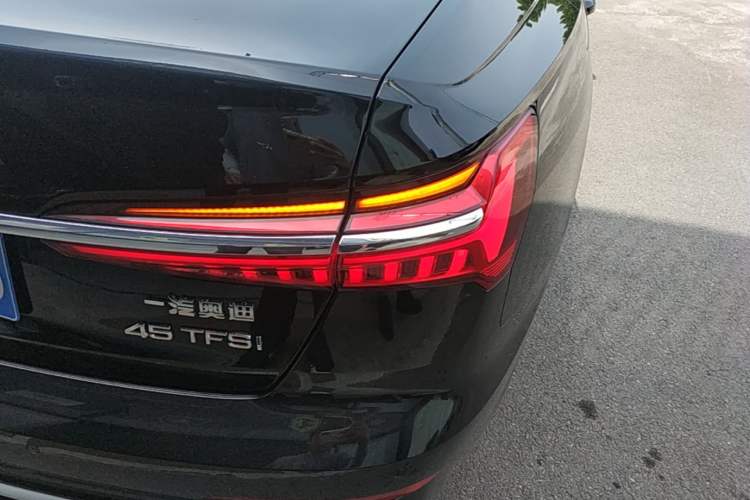 Used Audi A6L 2023 Revised 45 TFSI Prestige Dynamic Edition Right Rear Taillight