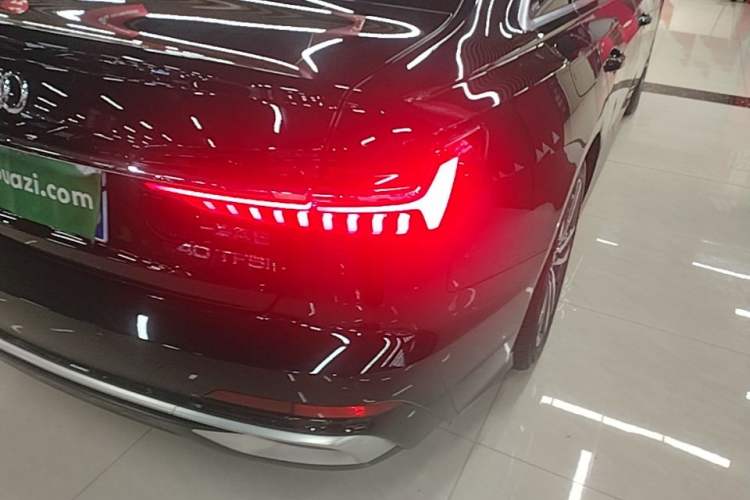 Used Audi A6L 2023 40 TFSI Luxury Dynamic Model Right Rear Taillight