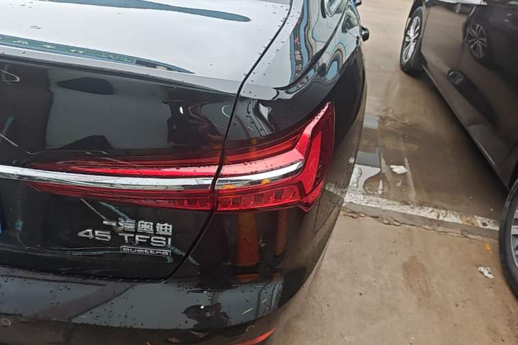Used Audi A6L 2023 40 TFSI Luxury Dynamic Model Right Rear Taillight
