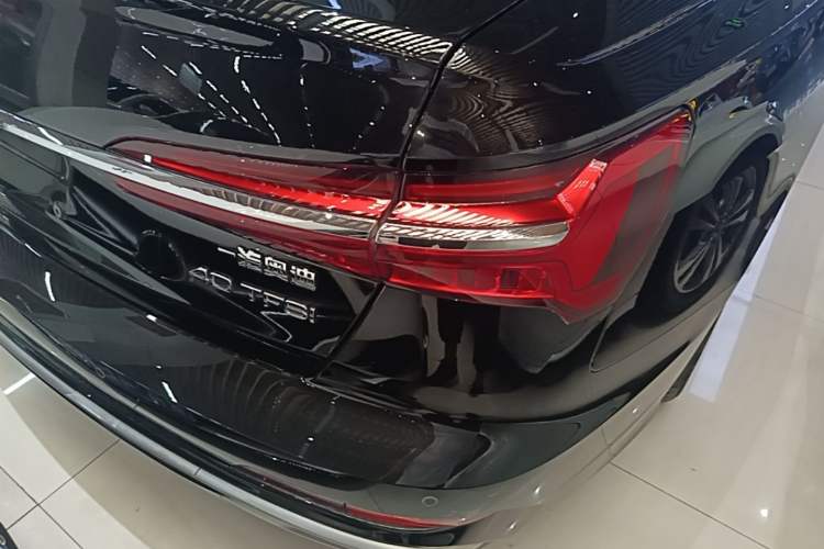 Used Audi A6L 2023 40 TFSI Luxury Dynamic Model Right Rear Taillight