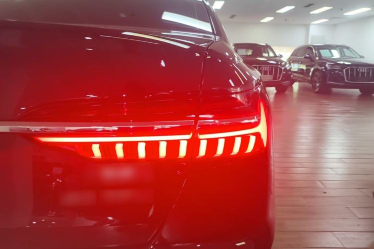 Used Audi A6L 2023 Revised 40 TFSI Luxury Prestige Edition Right Rear Taillight