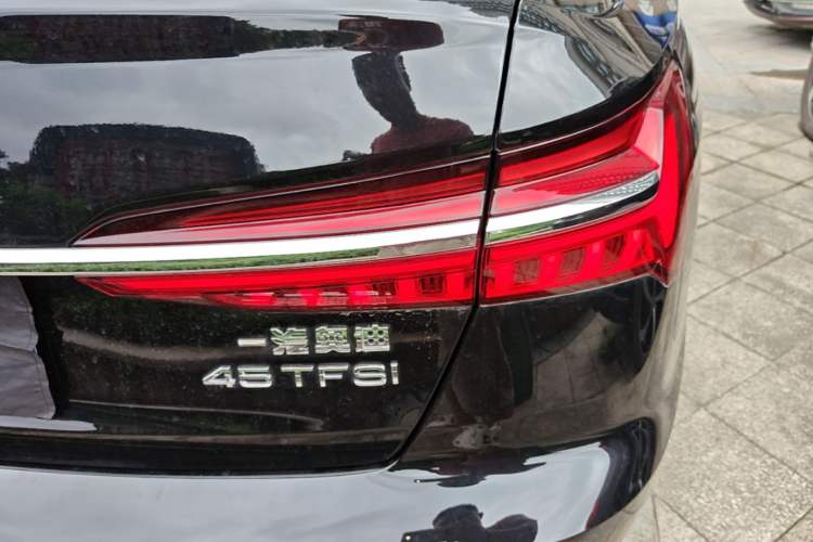 Used Audi A6L 2023 45 TFSI Prestige Dynamic Edition Right Rear Taillight