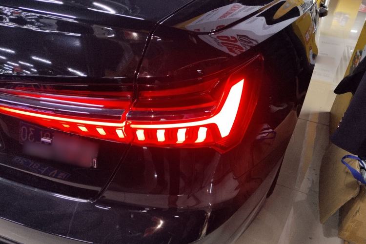 Used Audi A6L 2023 Revised 40 TFSI Luxury Dynamic Edition Right Rear Taillight