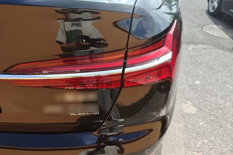 Used Audi A6L 2023 Revised Edition 45 TFSI quattro Prestige Dynamic Version Right Rear Taillight