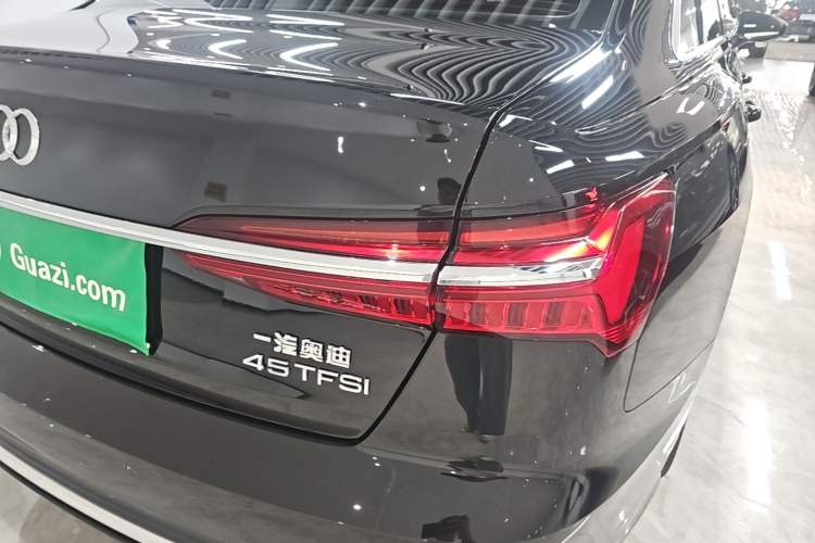 Used Audi A6L 2023 40 TFSI Luxury Dynamic Model Right Rear Taillight