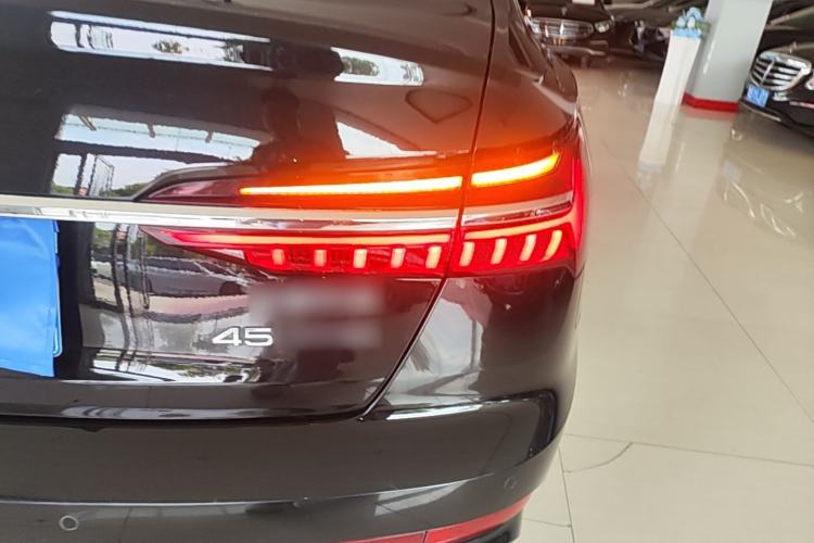 Used Audi A6L 2023 45 TFSI Prestige Dynamic Edition Right Rear Taillight