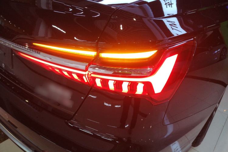 Used Audi A6L 2023 40 TFSI Luxury Dynamic Model Right Rear Taillight