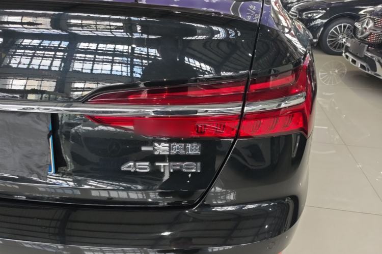 Used Audi A6L 2023 Revised 45 TFSI Prestige Dynamic Edition Right Rear Taillight
