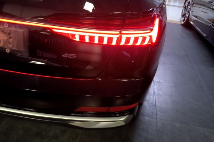 Used Audi A6L 2023 45 TFSI Prestige Dynamic Edition Right Rear Taillight