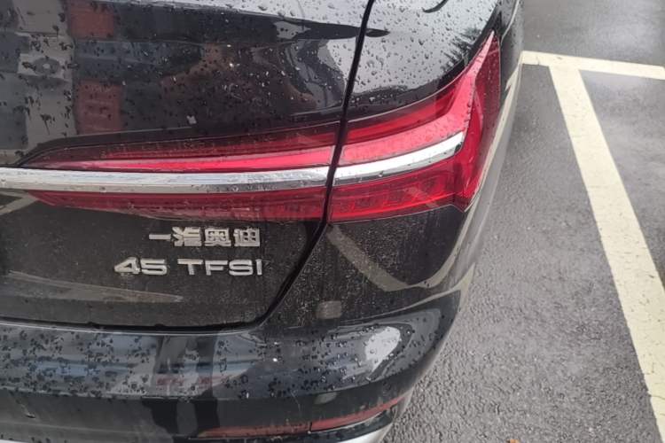 Used Audi A6L 2023 40 TFSI Luxury Dynamic Model Right Rear Taillight