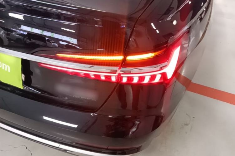 Used Audi A6L 2023 55 TFSI quattro Flagship Dynamic Edition Right Rear Taillight
