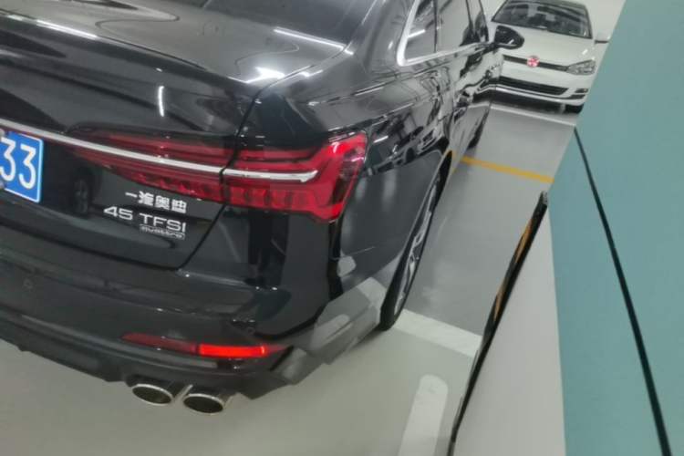 Used Audi A6L 2023 45 TFSI quattro Prestige Dynamic Edition Right Rear Taillight