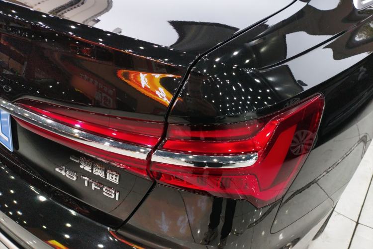 Used Audi A6L 2023 45 TFSI Prestige Dynamic Edition Right Rear Taillight