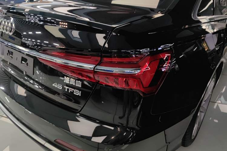 Used Audi A6L 2023 45 TFSI Prestige Dynamic Edition Right Rear Taillight