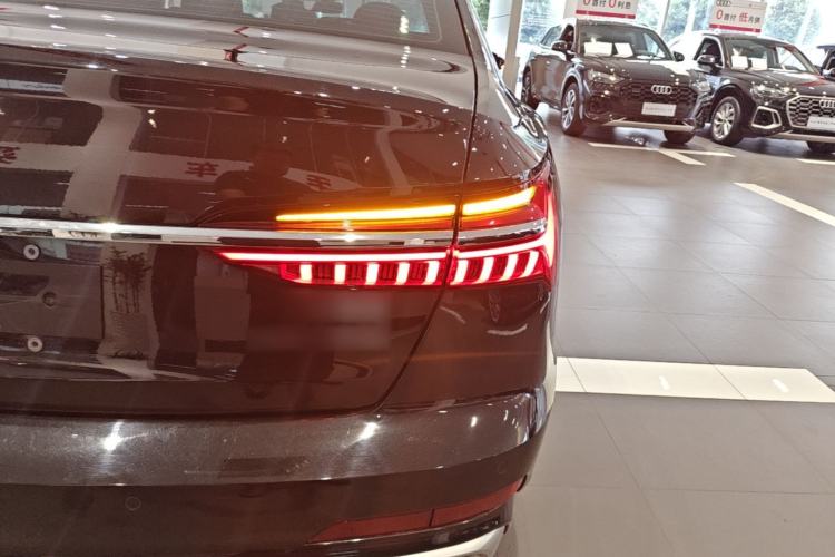Used Audi A6L 2023 45 TFSI Prestige Dynamic Edition Right Rear Taillight