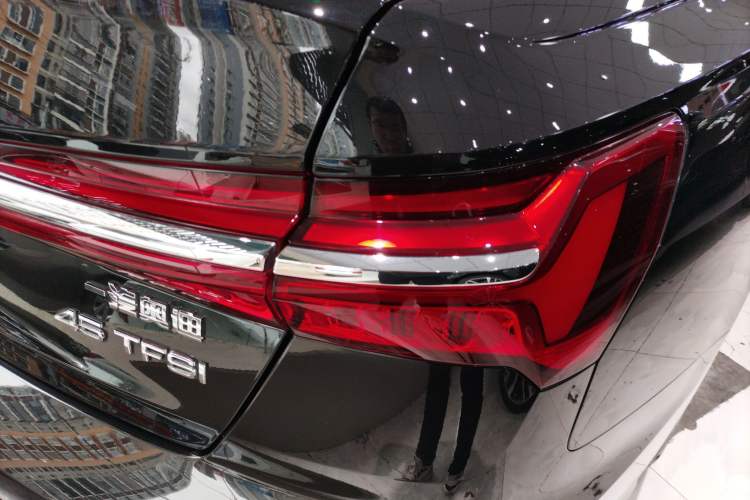 Used Audi A6L 2023 Revised 45 TFSI Prestige Dynamic Edition Right Rear Taillight
