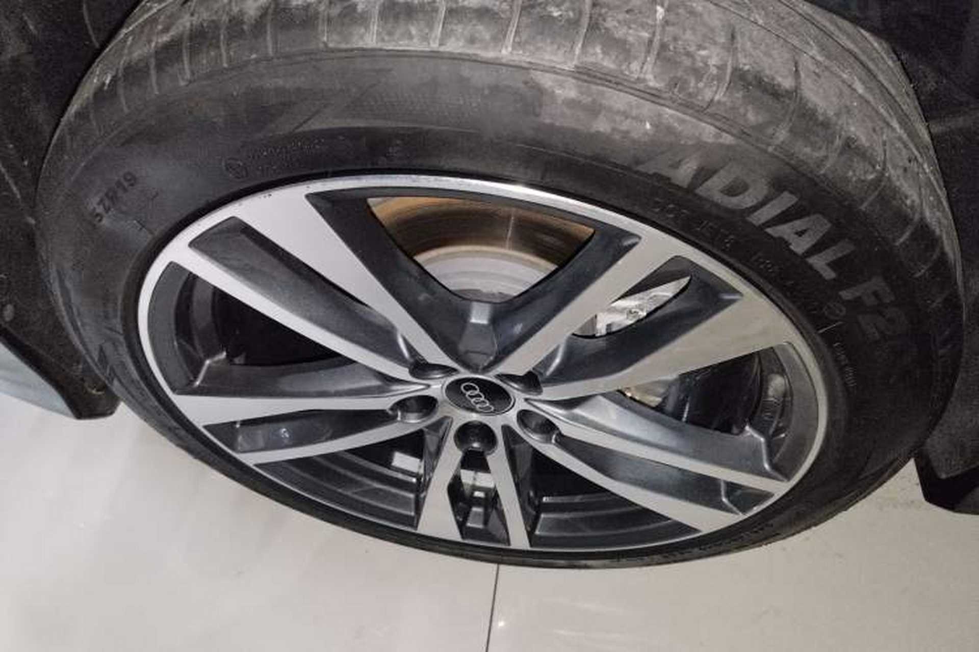 Used Audi A6L 2023 Revised 40 TFSI Luxury Dynamic Edition Right Rear Wheel Hub