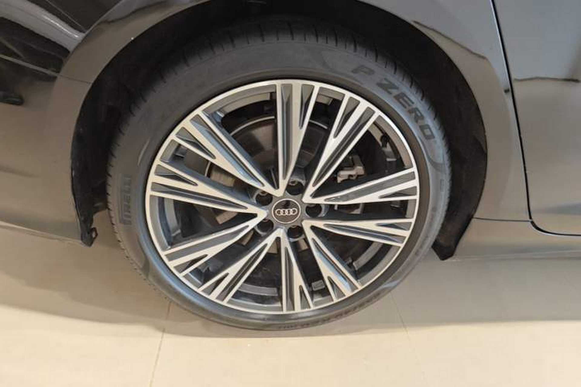 Used Audi A6L 2023 40 TFSI Luxury Dynamic Model Right Rear Wheel Hub