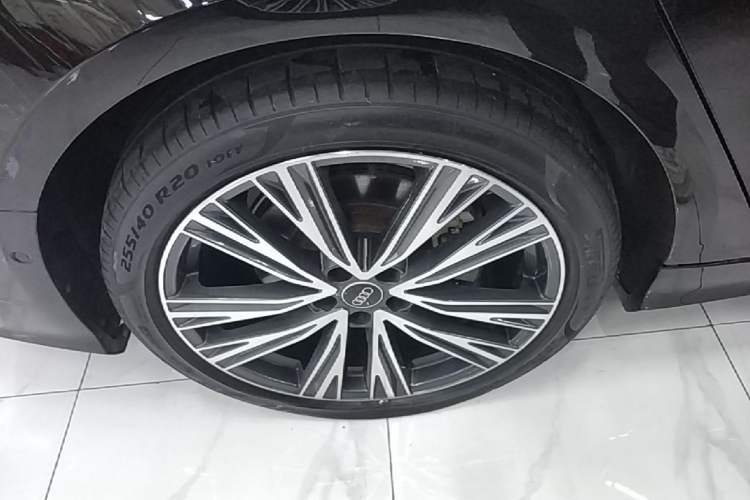 Used Audi A6L 2023 45 TFSI quattro Prestige Dynamic Edition Right Rear Wheel Hub