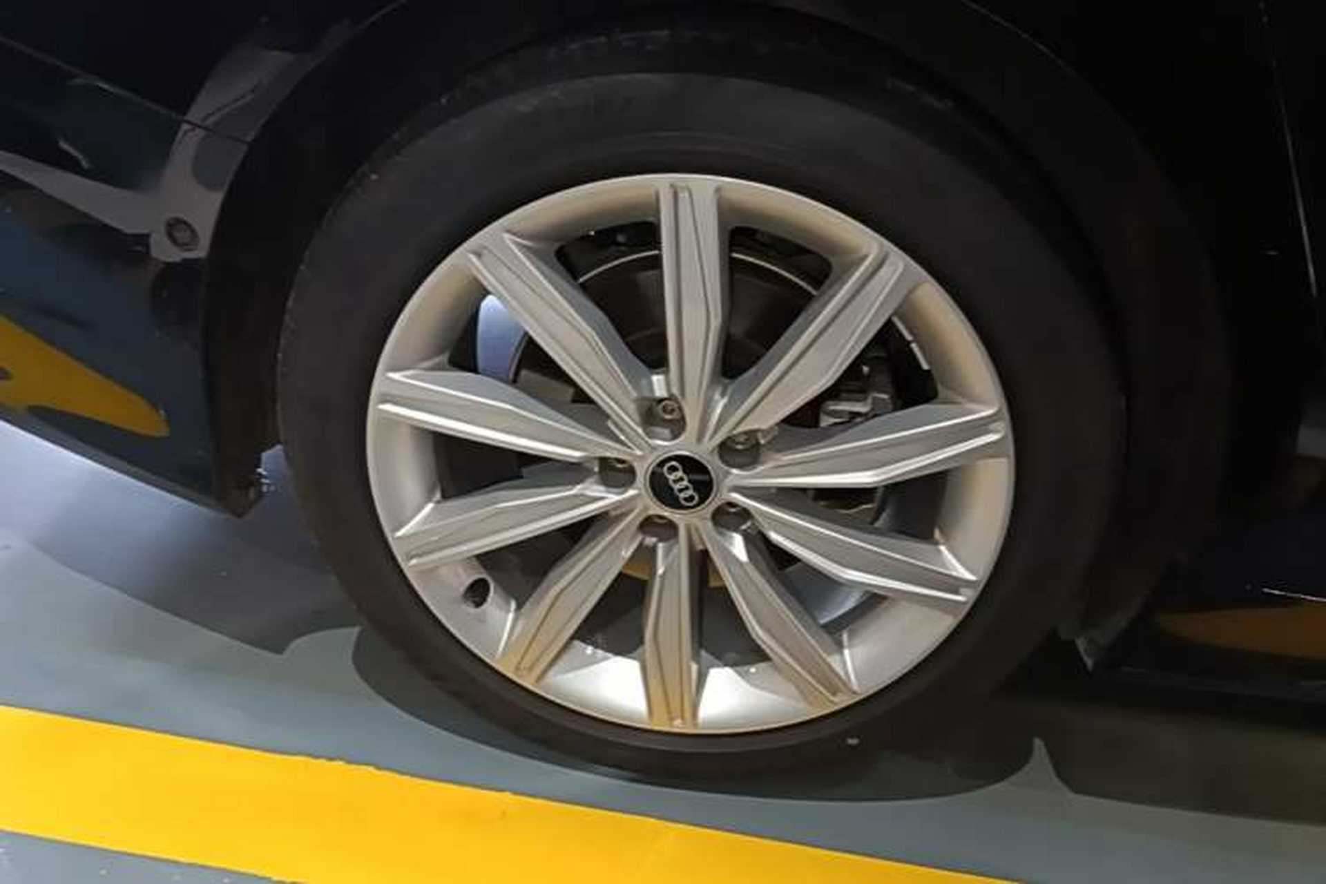 Used Audi A6L 2023 Revised 45 TFSI Prestige Dynamic Edition Right Rear Wheel Hub