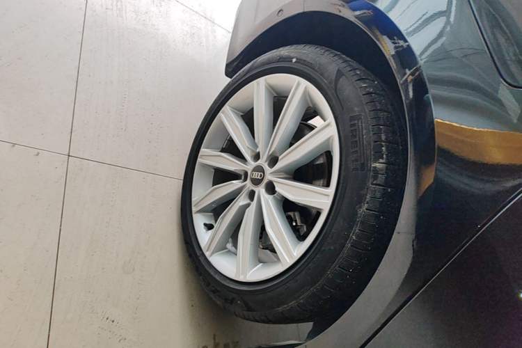 Used Audi A6L 2023 Revised 45 TFSI Prestige Dynamic Edition Right Rear Wheel Hub