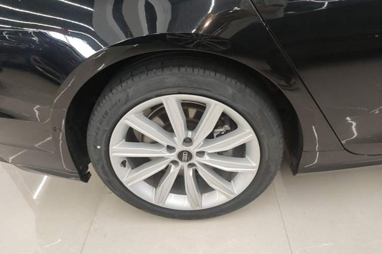 Used Audi A6L 2023 45 TFSI Prestige Dynamic Edition Right Rear Wheel Hub