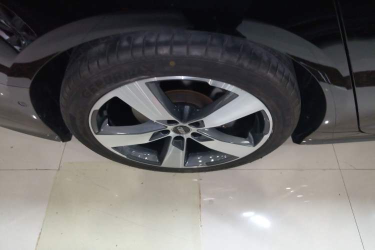 Used Audi A6L 2023 45 TFSI quattro Prestige Dynamic Edition Right Rear Wheel Hub