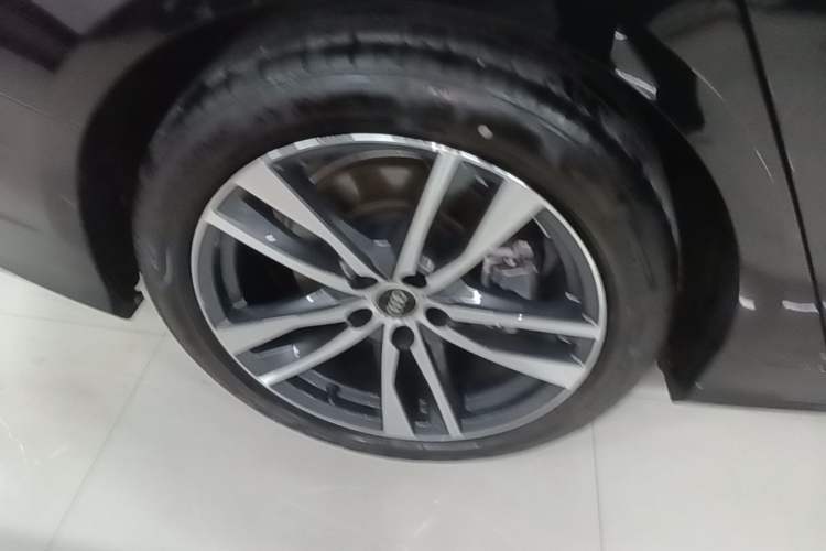 Used Audi A6L 2023 40 TFSI Luxury Dynamic Model Right Rear Wheel Hub