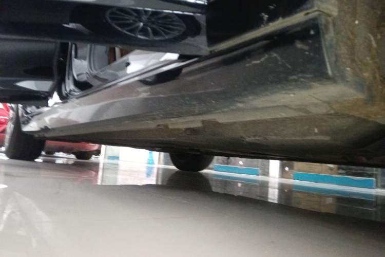 Used Audi A6L 2023 45 TFSI Prestige Elegant Edition Right Side Sill