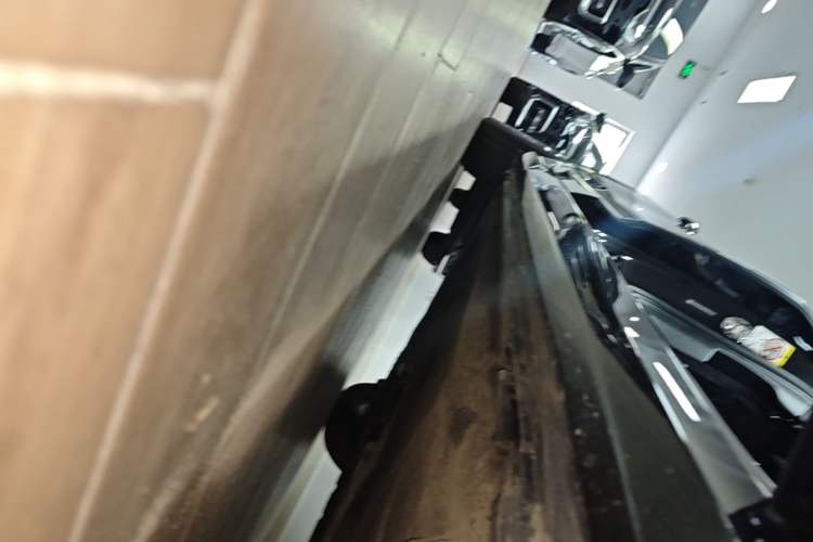 Used Audi A6L 2023 Revised 40 TFSI Luxury Dynamic Edition Right Side Sill