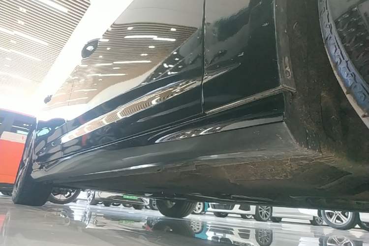 Used Audi A6L 2023 45 TFSI quattro Prestige Dynamic Edition Right Side Sill