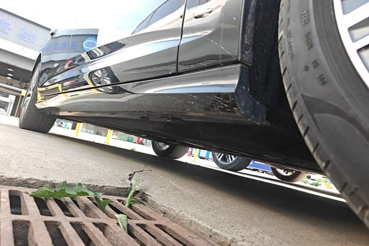 Used Audi A6L 2023 45 TFSI quattro Prestige Dynamic Edition Right Side Sill