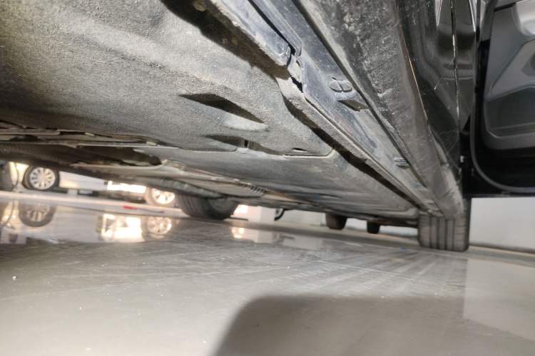 Used Audi A6L 2023 45 TFSI Prestige Dynamic Edition Right Side Sill