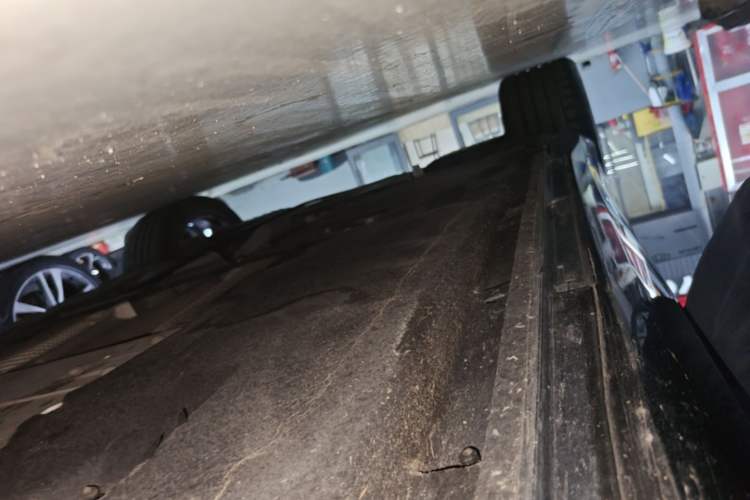 Used Audi A6L 2023 Revised 45 TFSI Prestige Dynamic Edition Right Side Sill