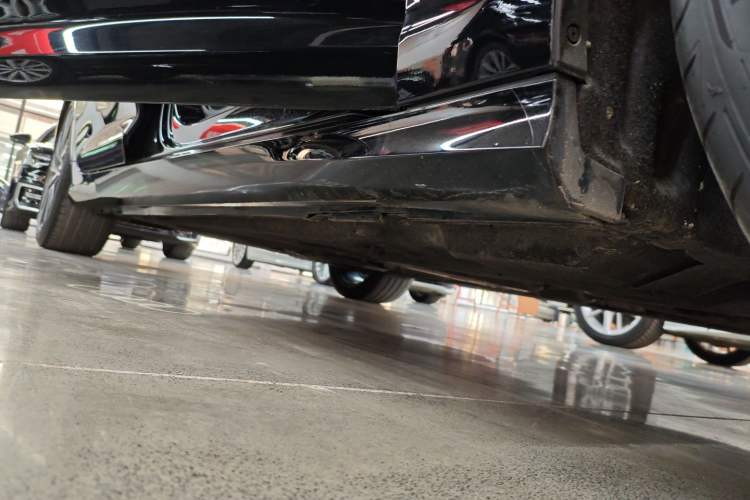 Used Audi A6L 2023 55 TFSI quattro Prestige Dynamic Edition Right Side Sill