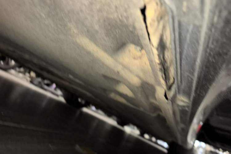 Used Audi A6L 2023 Revised 40 TFSI Luxury Dynamic Edition Right Side Sill