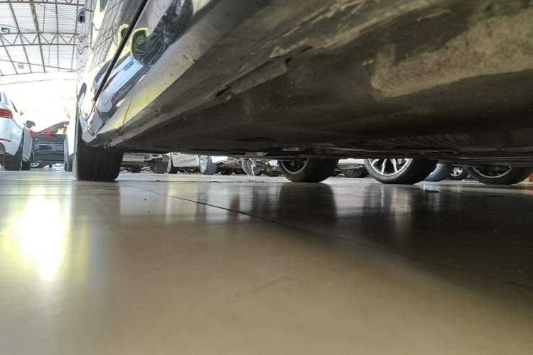 Used Audi A6L 2023 Revised 45 TFSI Prestige Dynamic Edition Right Side Sill