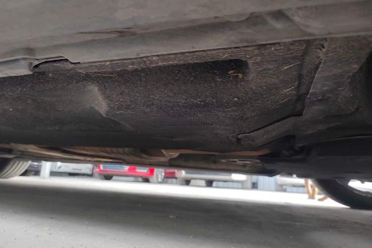 Used Audi A6L 2023 40 TFSI Luxury Dynamic Model Right Side Sill