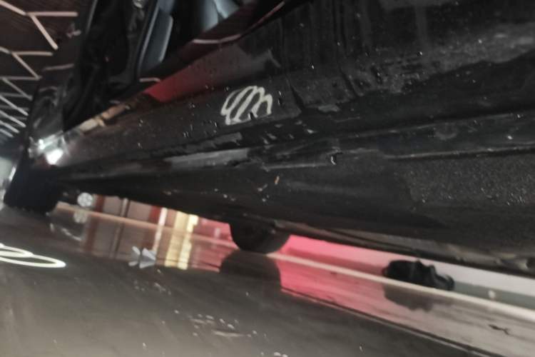 Used Audi A6L 2023 45 TFSI Prestige Elegant Edition Right Side Sill